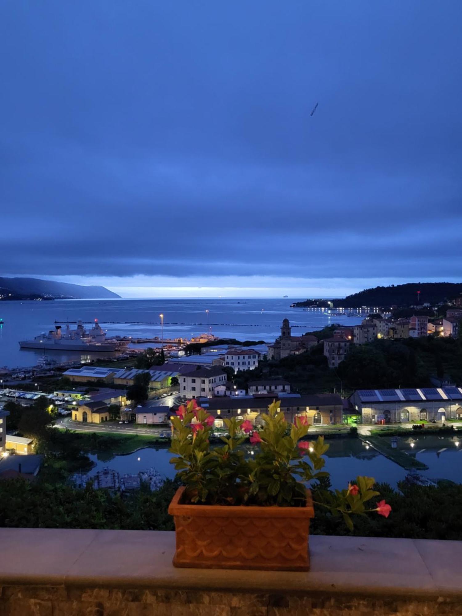 Villamara Luxury Rooms Λα Σπέτσια Εξωτερικό φωτογραφία